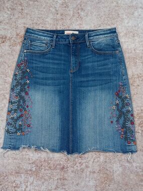 Driftwood Embroidered Denim Mini Skirt Size 28